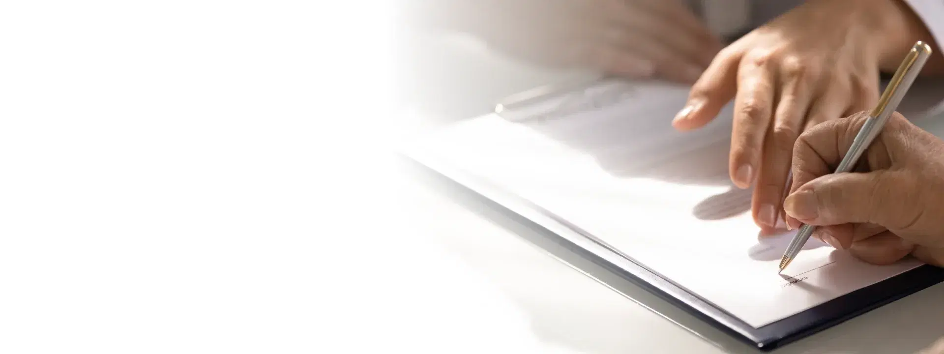 本ポリシーは、お客様の個人情 
報に対する当社の確固たる姿勢 
を示すために設けられたもので 
す。
