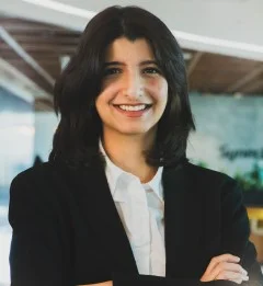 Jasmeen Kaur, Jr. Associate